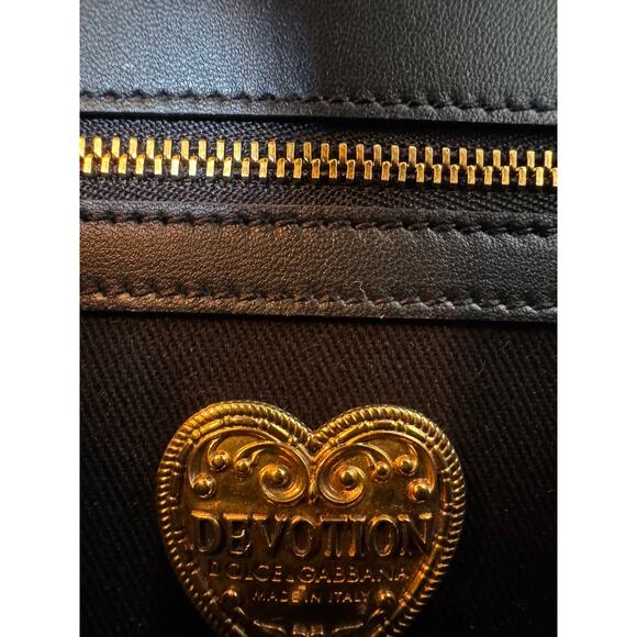Dolce & Gabbana Gold Small Devotion Shoulder Bag EUC - Picture 8 of 8